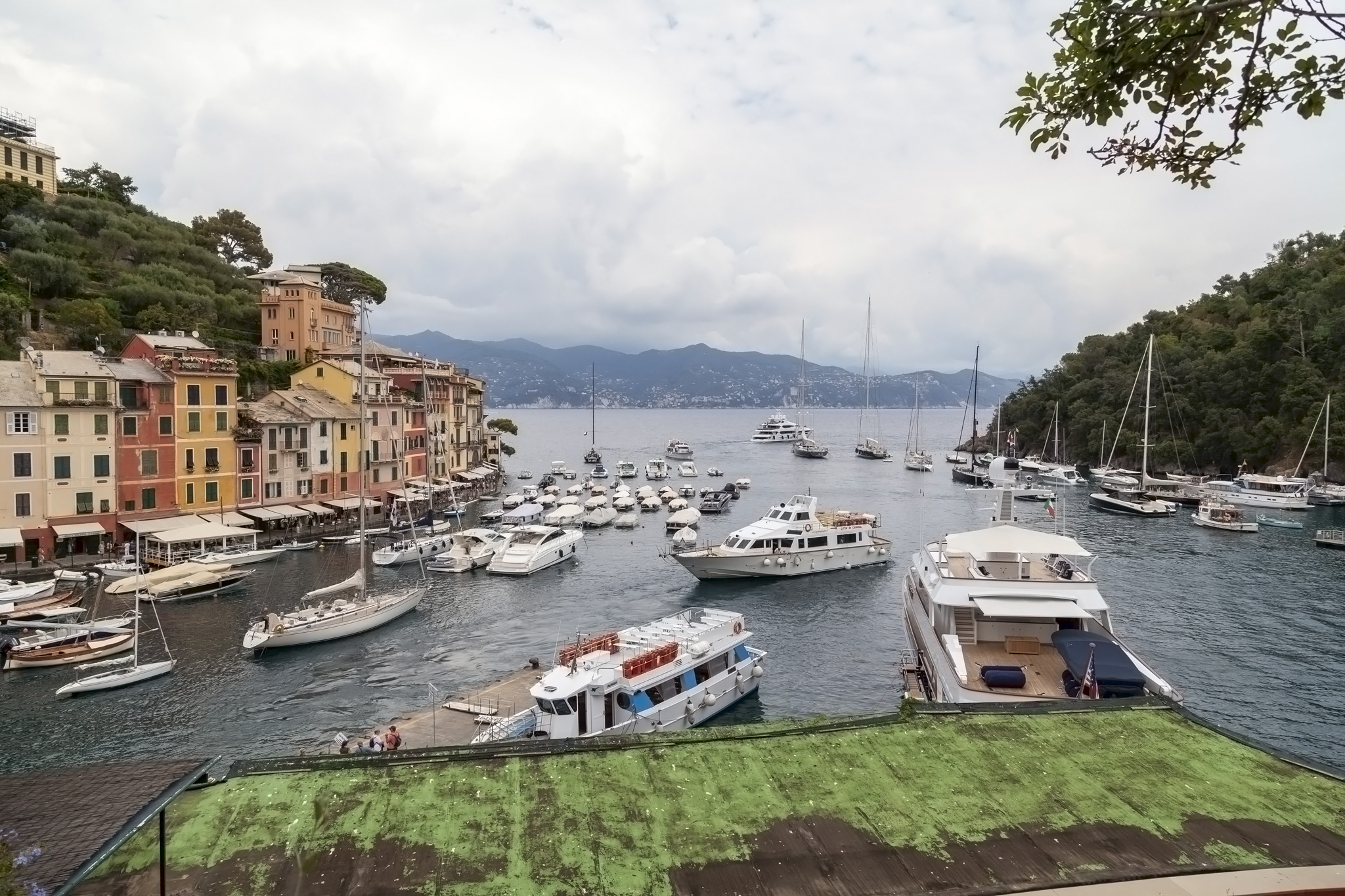 Cruise Excursion: Portofino | neOnbubble