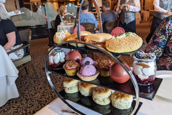 Eric Lanlard's Afternoon Tea, Ventura