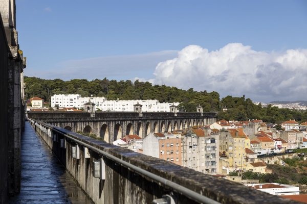 Águas Livres Aqueduct