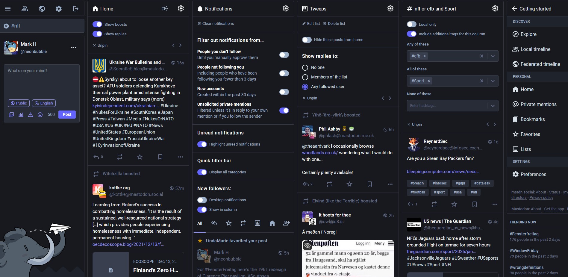 Advanced multi-column layout in Mastodon with column options expanded